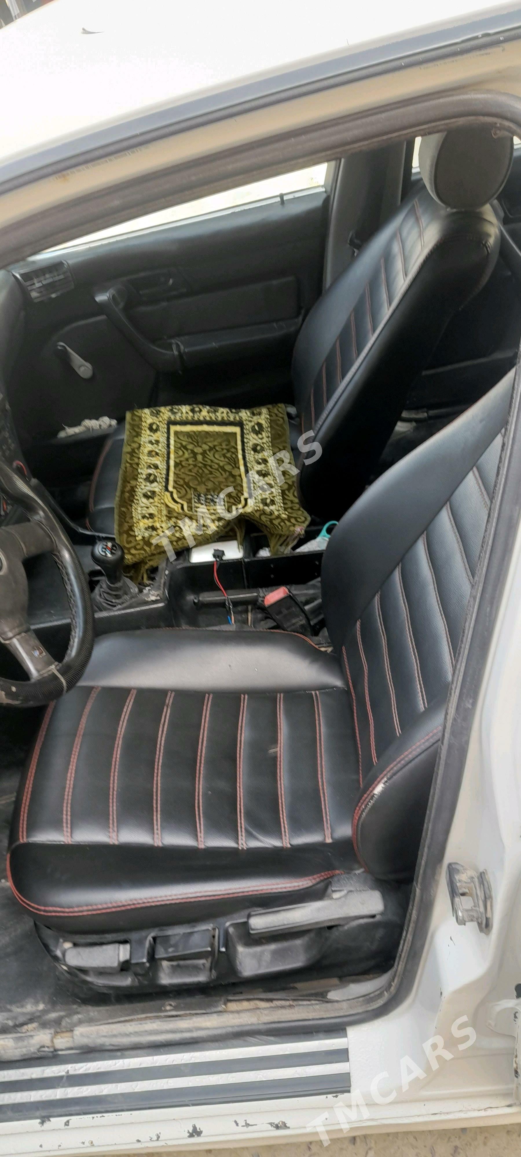 BMW 525 1990 - 32 000 TMT - Мары - img 4