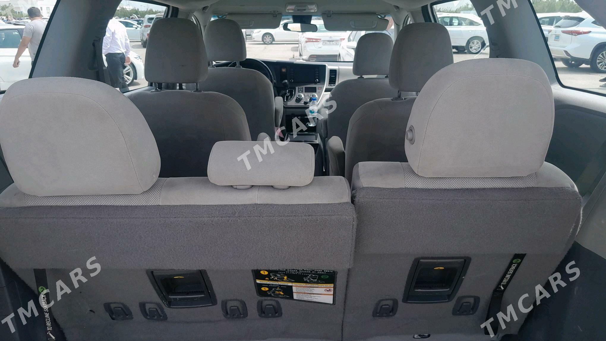 Toyota Sienna 2020 - 380 000 TMT - Gubadag - img 4