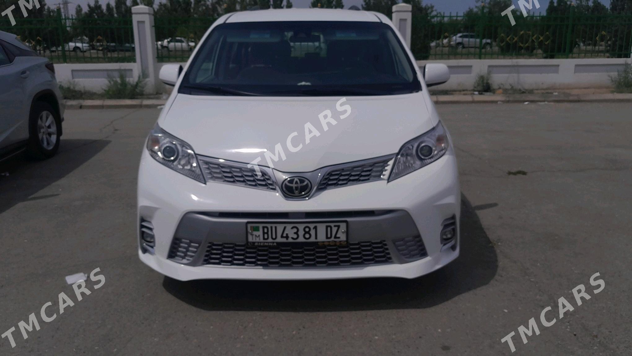 Toyota Sienna 2020 - 380 000 TMT - Gubadag - img 3