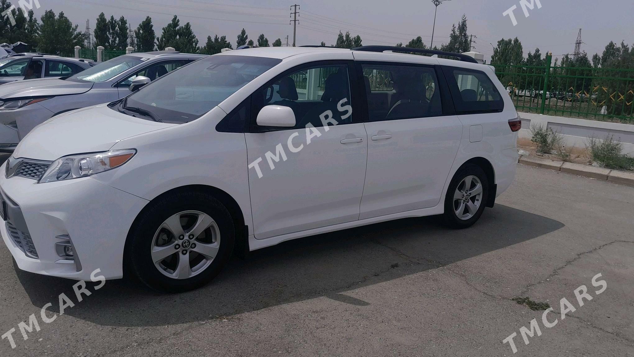 Toyota Sienna 2020 - 380 000 TMT - Gubadag - img 5