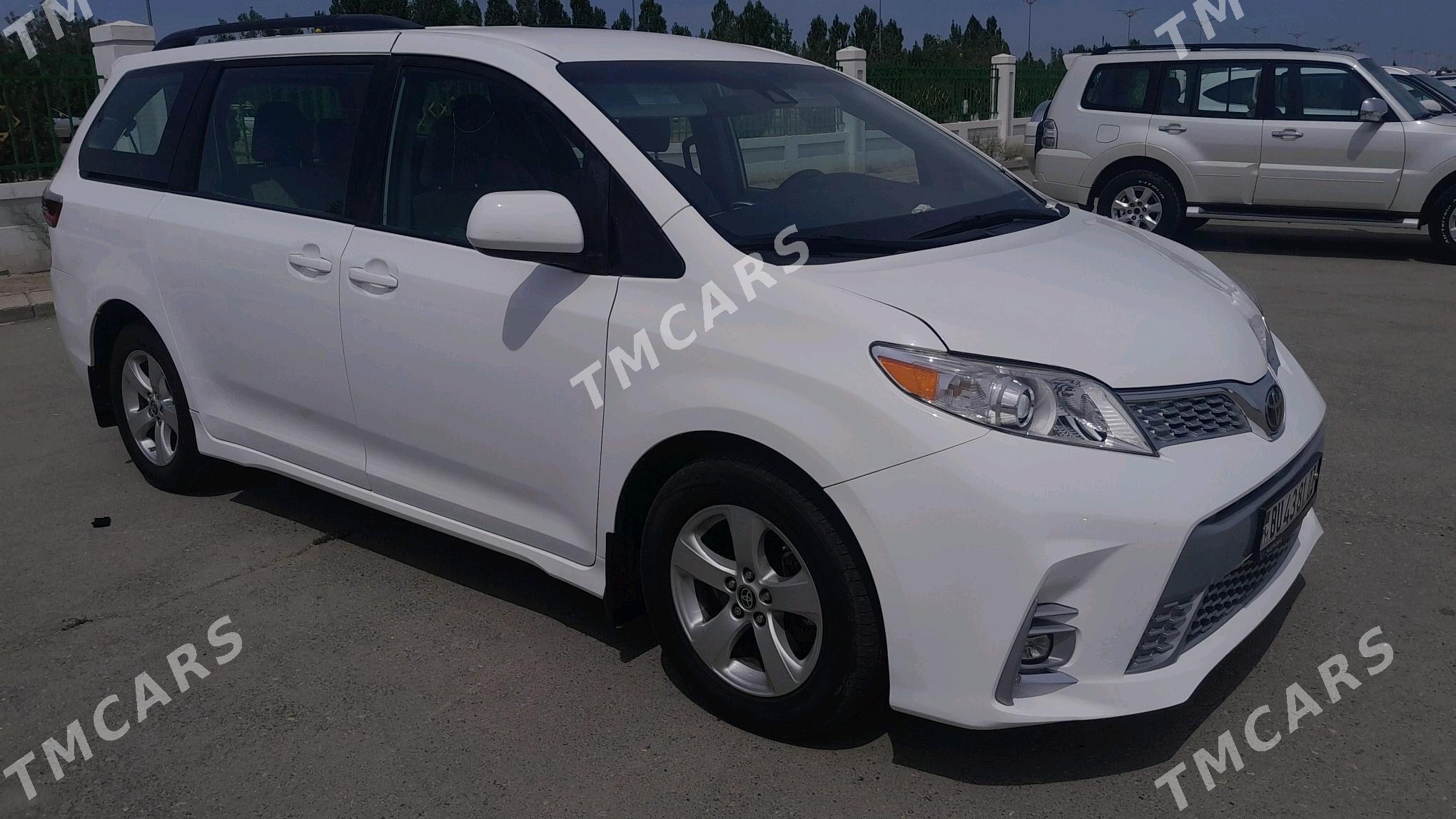 Toyota Sienna 2020 - 380 000 TMT - Gubadag - img 9