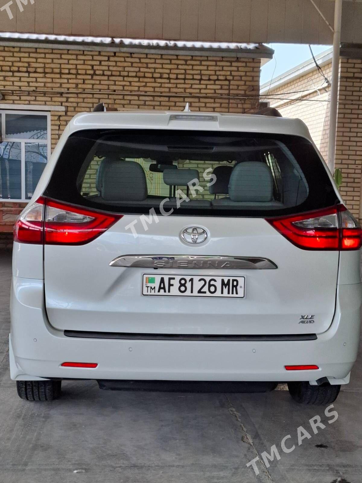 Toyota Sienna 2019 - 460 000 TMT - Мары - img 5