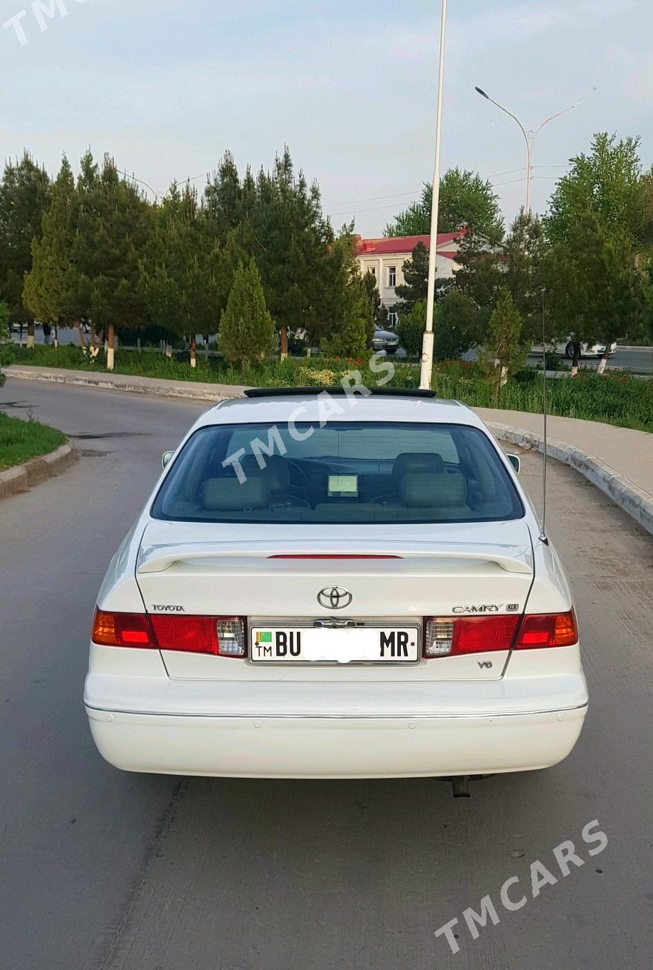 Toyota Camry 2000 - 150 000 TMT - Мары - img 3