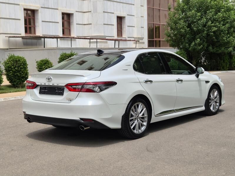 Toyota Camry 2021 - 595 000 TMT - Aşgabat - img 3