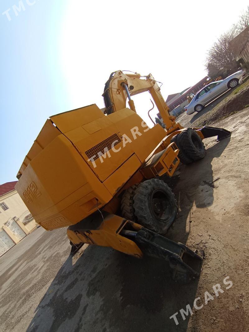 JCB 4CX ECO 1993 - 300 000 TMT - Чоганлы - img 3