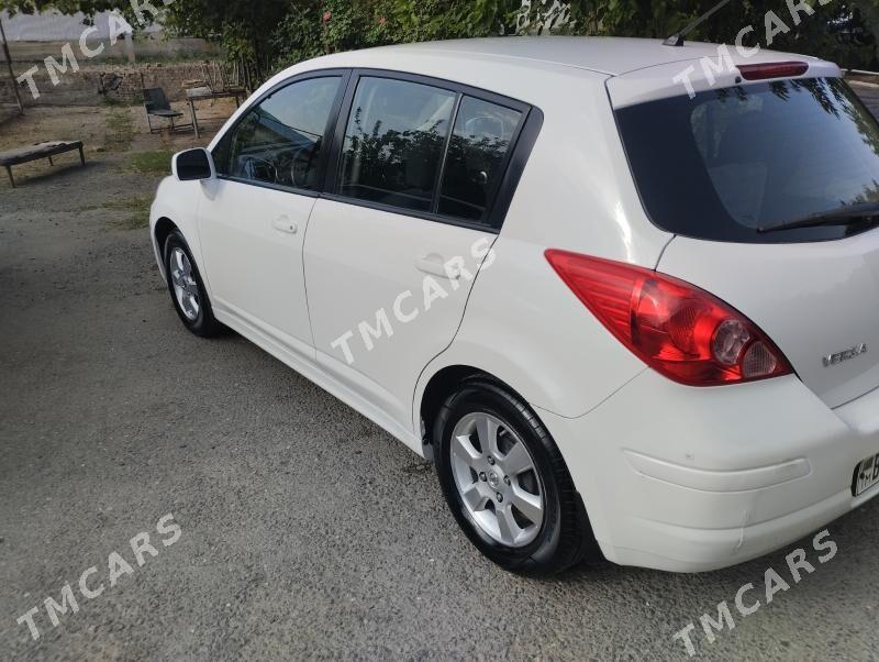 Nissan Versa 2011 - 135 000 TMT - Ашхабад - img 4