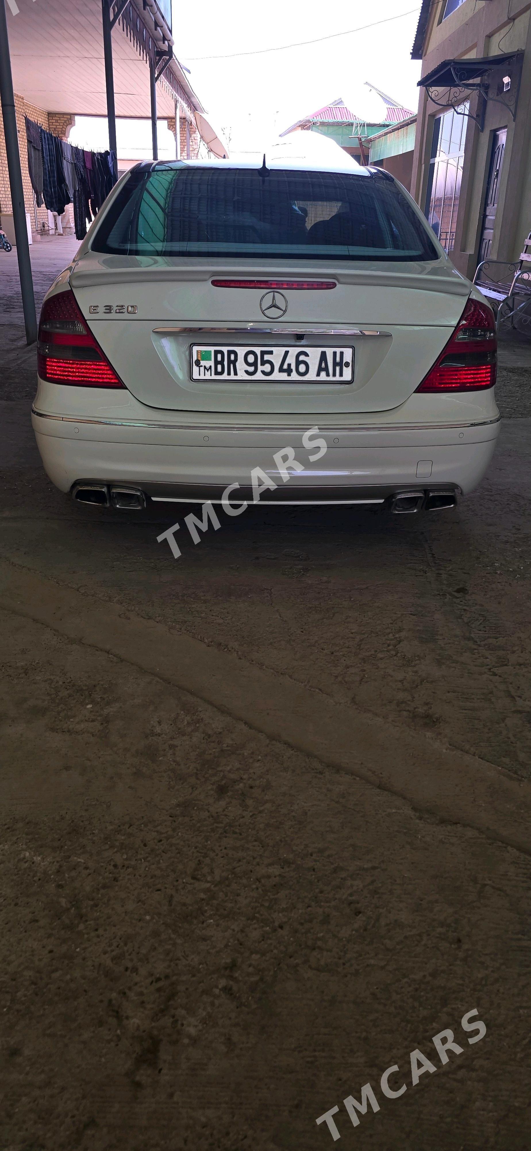 Mercedes-Benz E320 2005 - 165 000 TMT - Sarahs - img 3