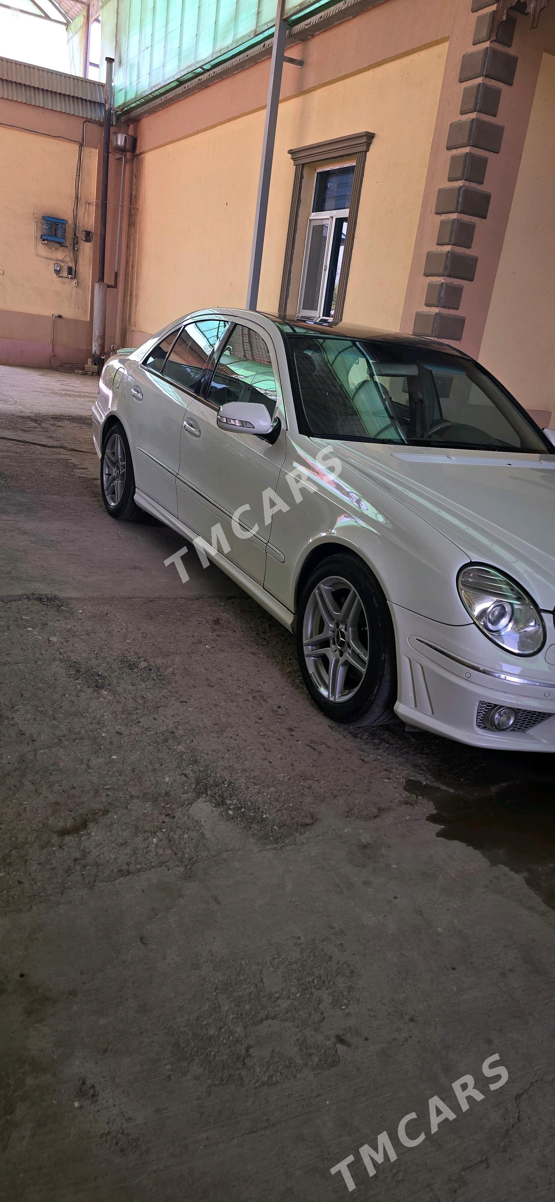 Mercedes-Benz E320 2005 - 165 000 TMT - Sarahs - img 4