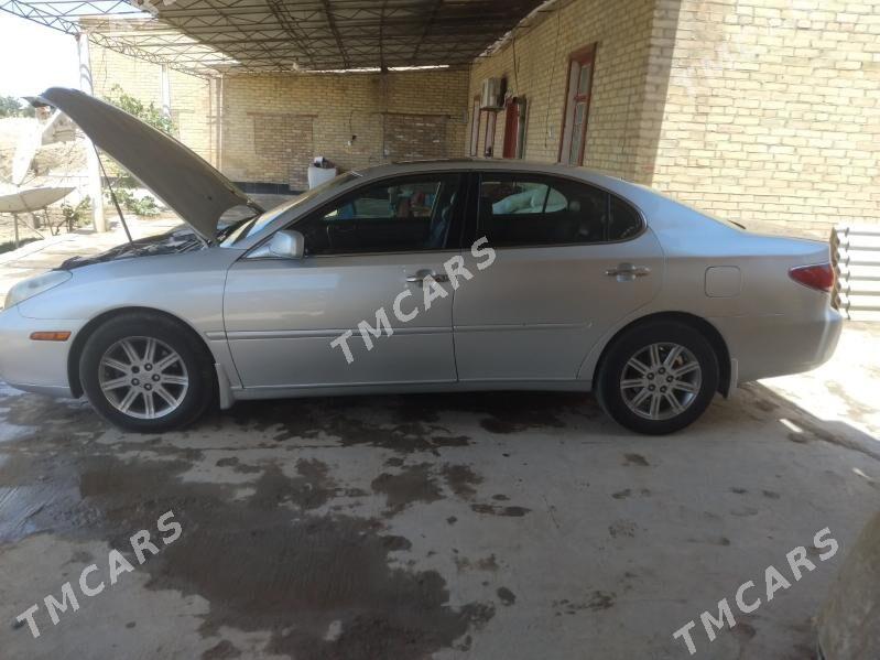 Lexus ES 330 2004 - 185 000 TMT - Саят - img 3