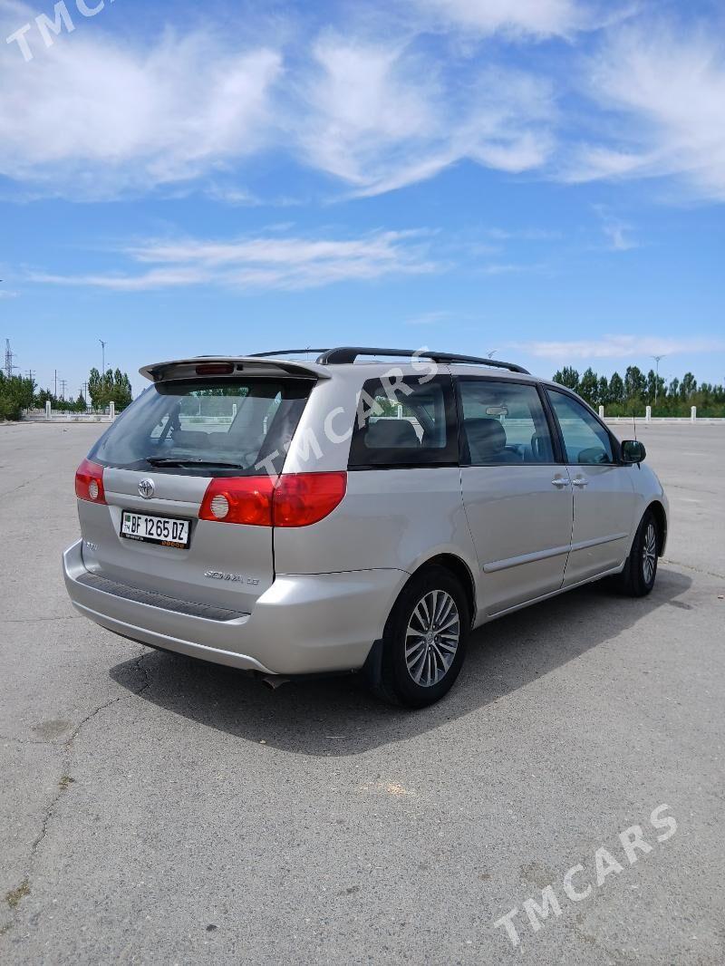 Toyota Sienna 2006 - 260 000 TMT - Гурбансолтан Едже - img 4