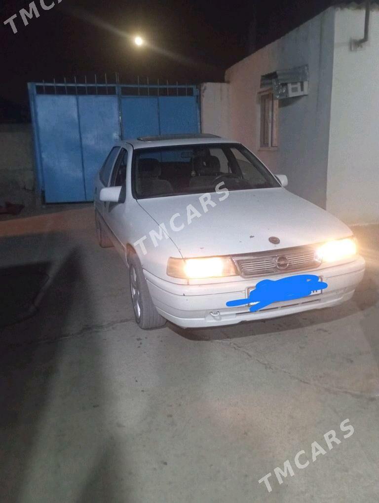 Opel Vectra 1991 - 30 000 TMT - Bäherden - img 2