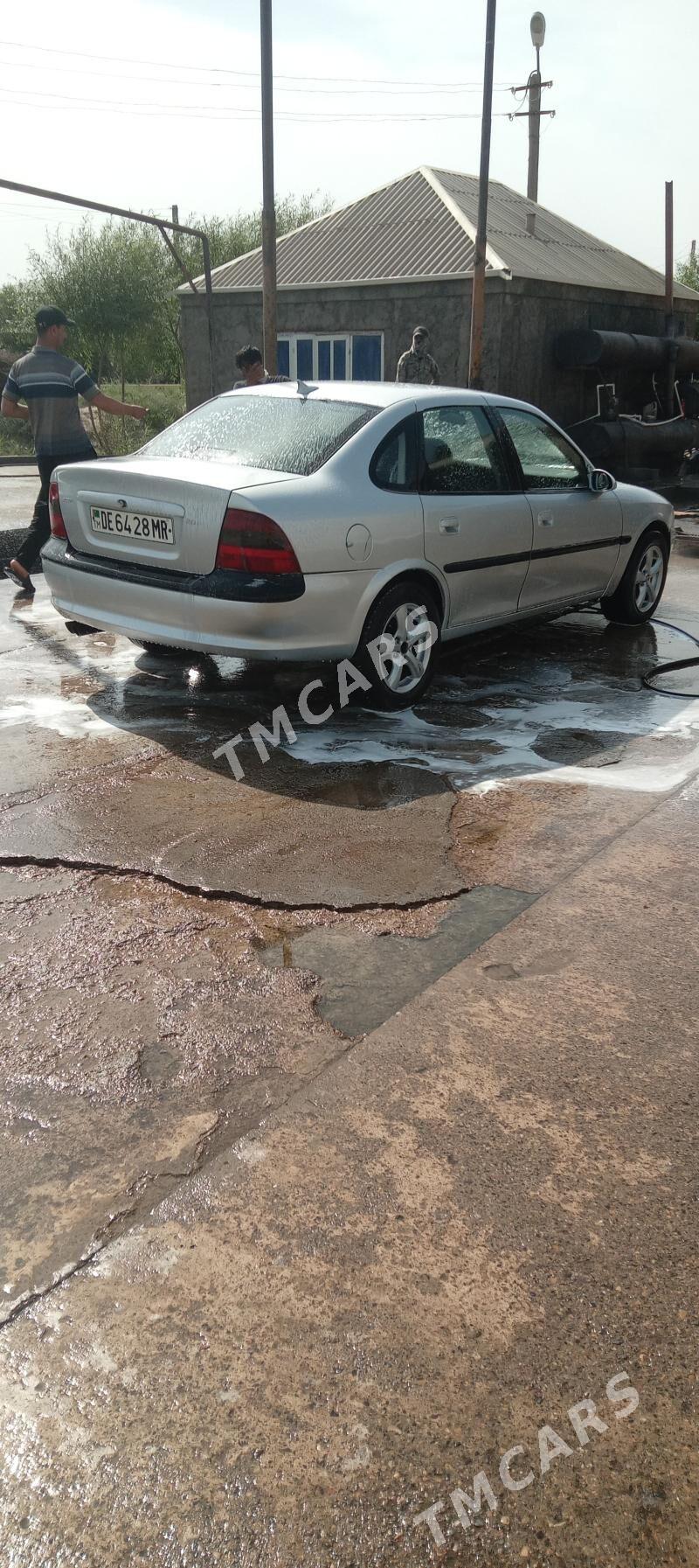 Opel Vectra 1996 - 35 000 TMT - Мургап - img 2