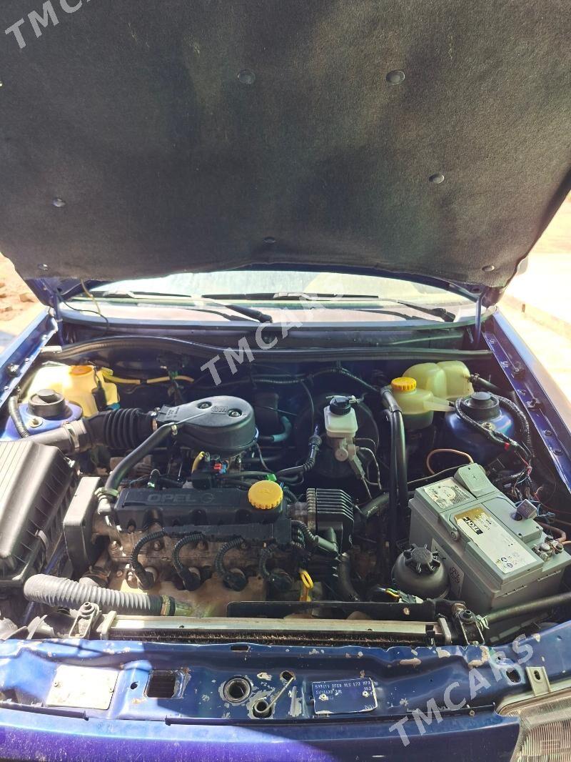 Opel Astra 1994 - 48 000 TMT - етр. Туркменбаши - img 4
