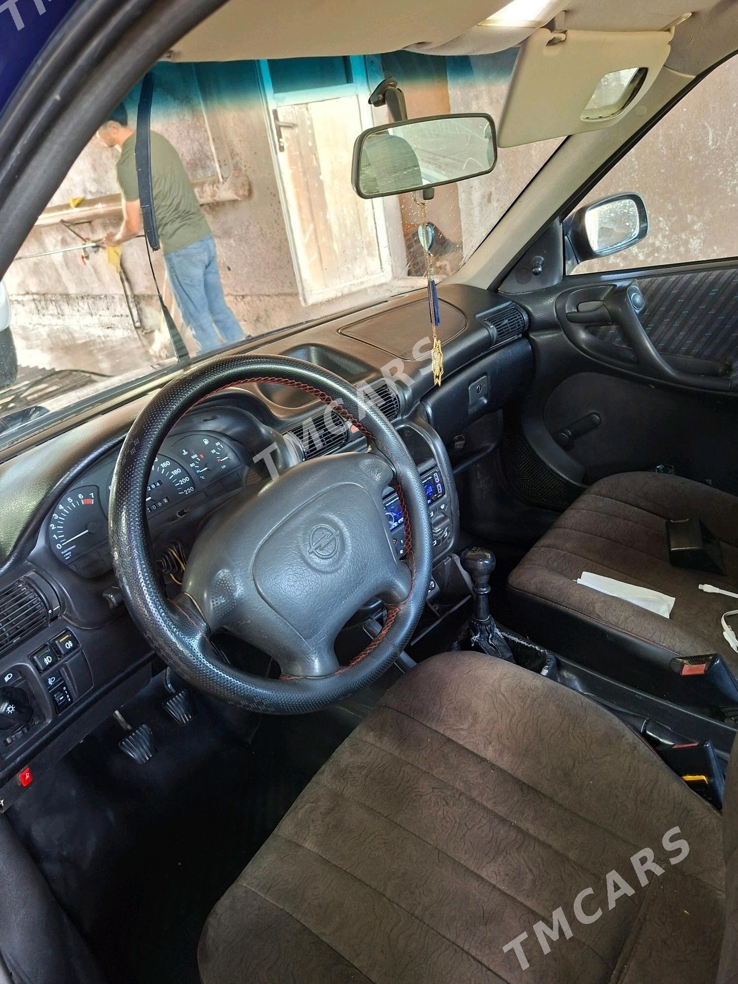 Opel Astra 1994 - 48 000 TMT - етр. Туркменбаши - img 7