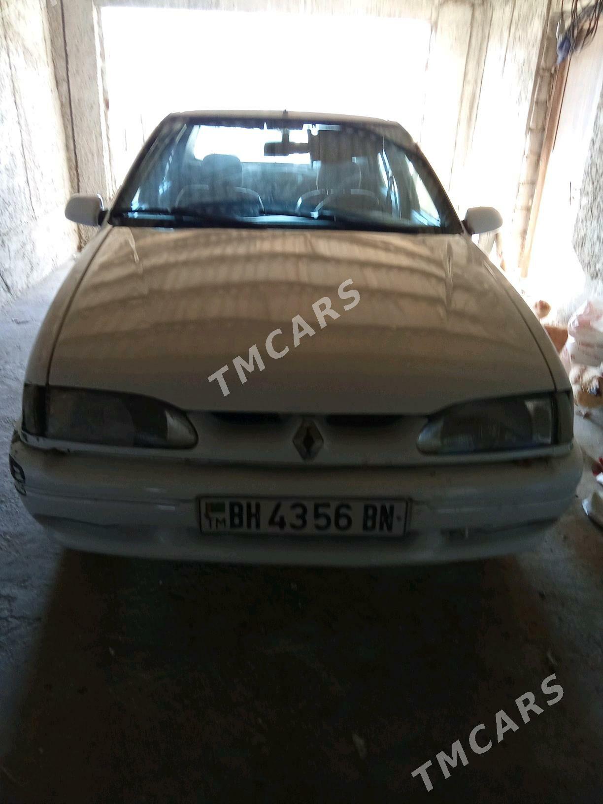 Renault Europa 19 1998 - 10 000 TMT - Jebel - img 2
