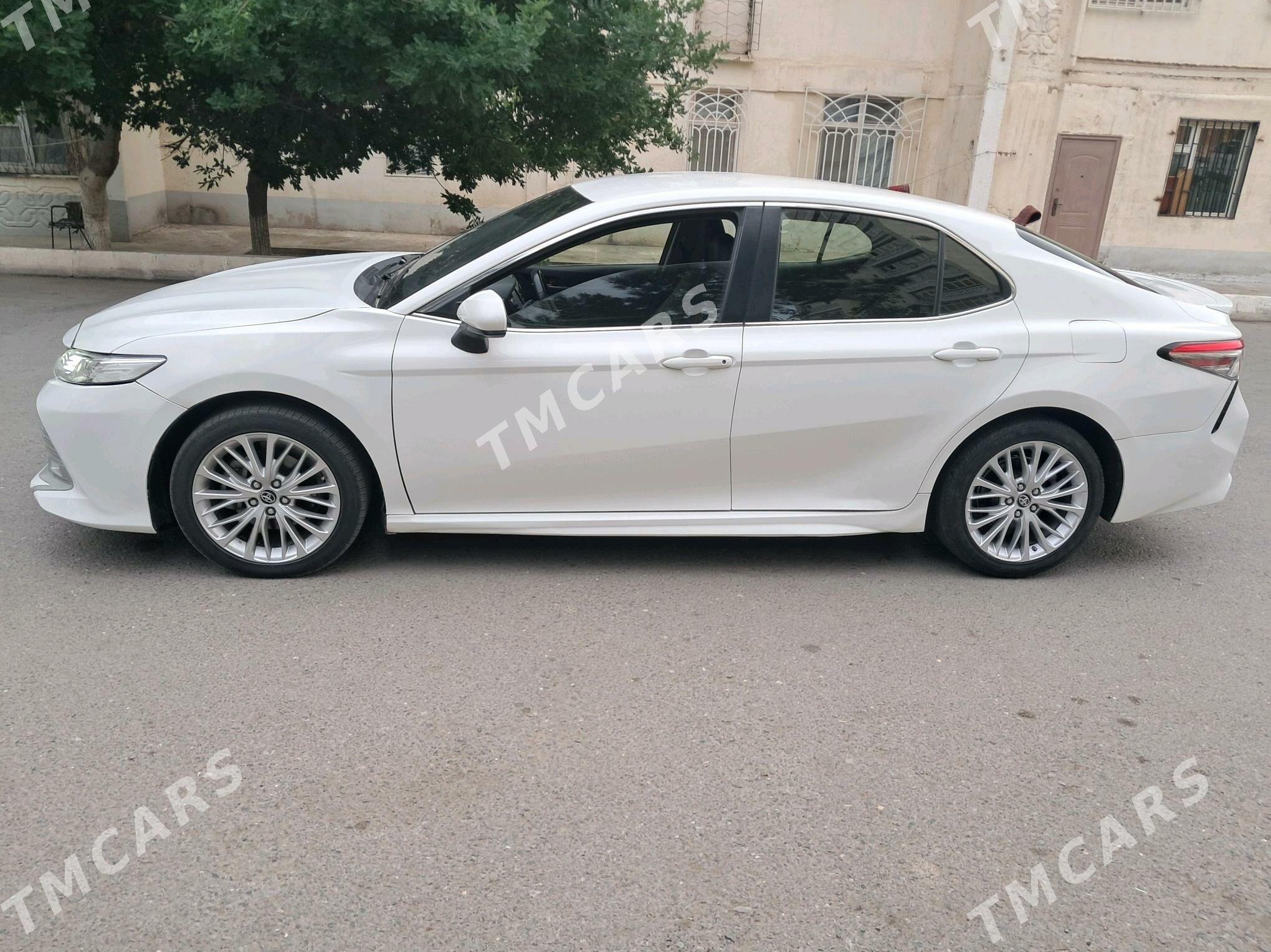 Toyota Camry 2018 - 265 000 TMT - Aşgabat - img 2