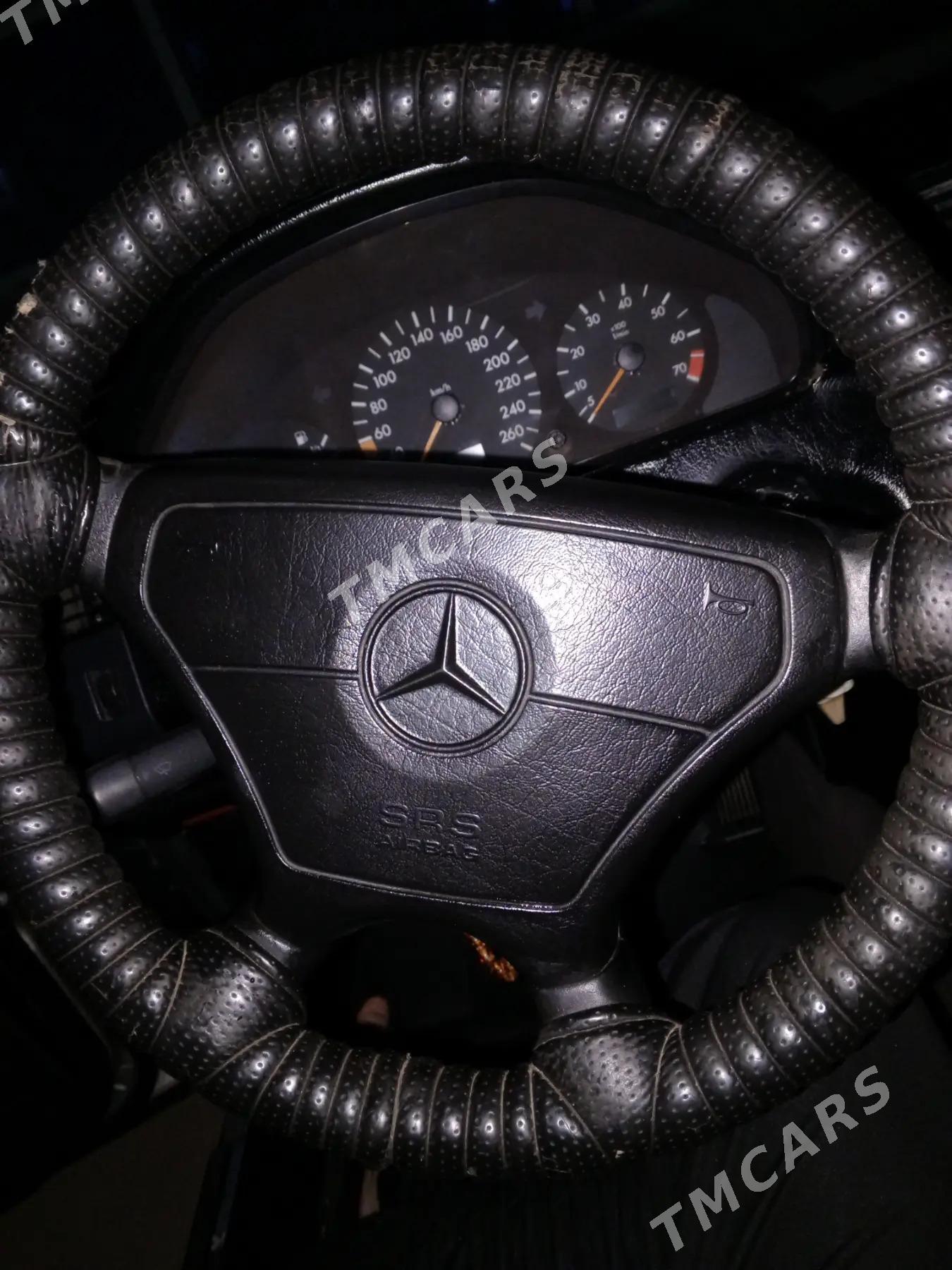 Mercedes-Benz C280 1994 - 55 000 TMT - Türkmenbaşy - img 2