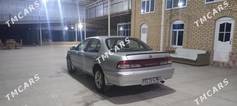 Nissan Maxima 1999 - 46 000 TMT - Сакарчага - img 3