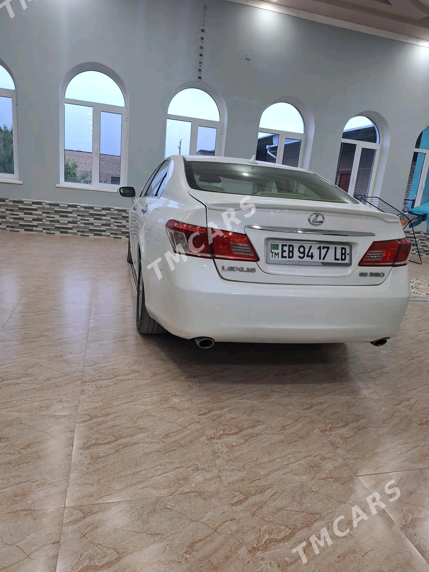 Lexus ES 350 2010 - 220 000 TMT - Чарджоу - img 8