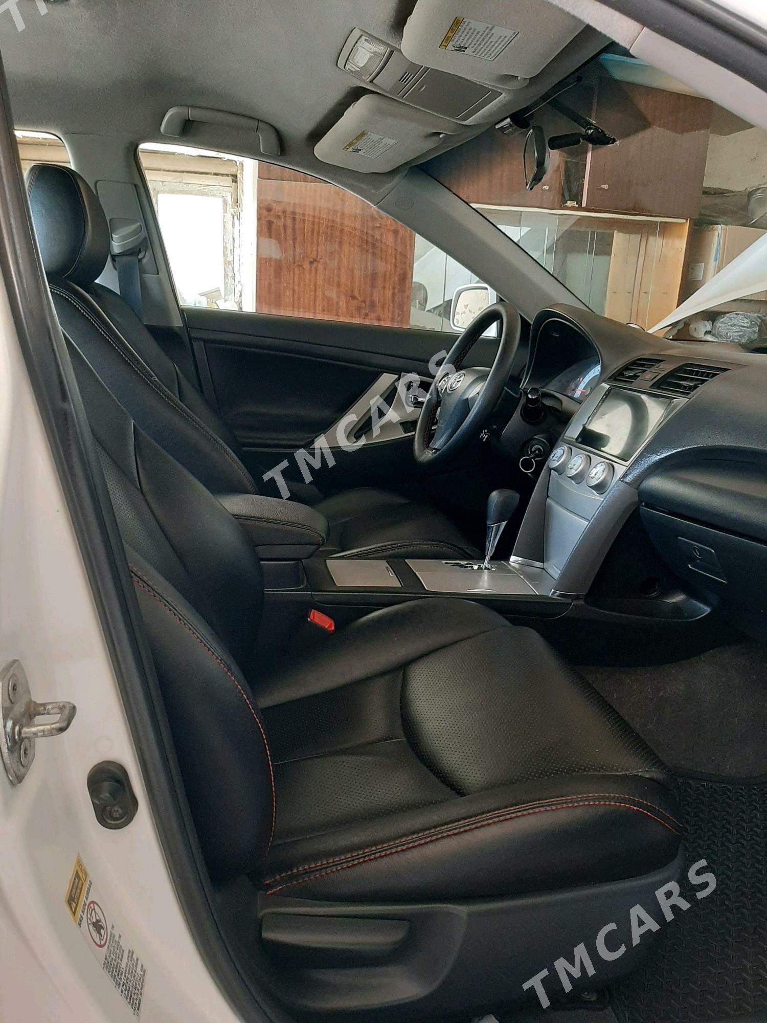 Toyota Camry 2010 - 175 000 TMT - Бахарден - img 8
