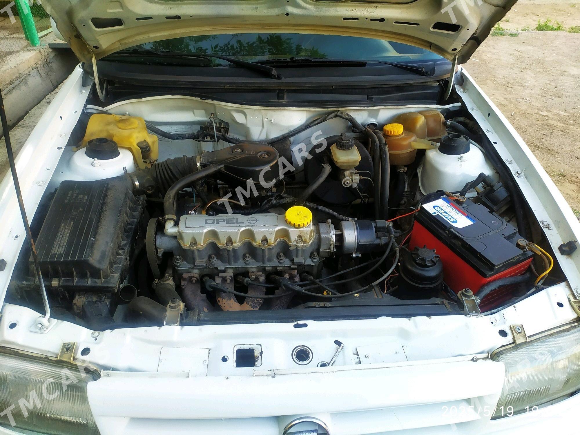 Opel Astra 1991 - 29 000 TMT - Дашогуз - img 4