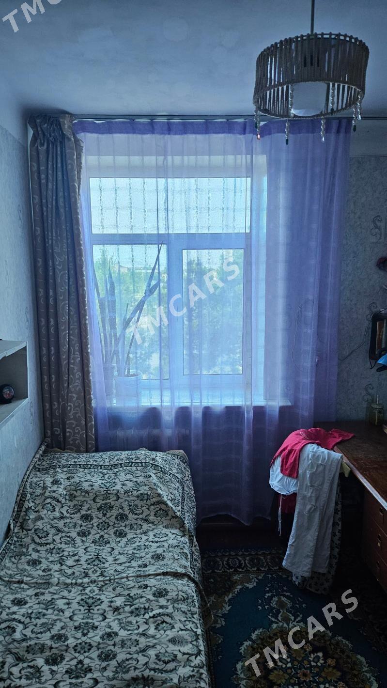 продаю 4ком 2этаж - Türkmenabat - img 2