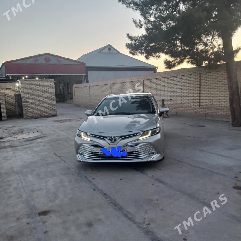 Toyota Camry 2019 - 222 000 TMT - Мары - img 4