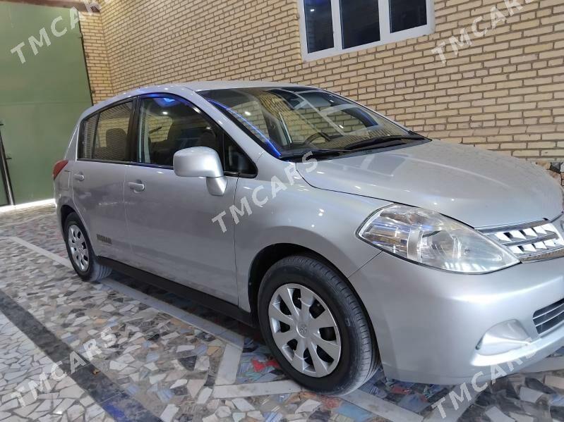 Nissan Versa 2011 - 110 000 TMT - Dänew - img 2