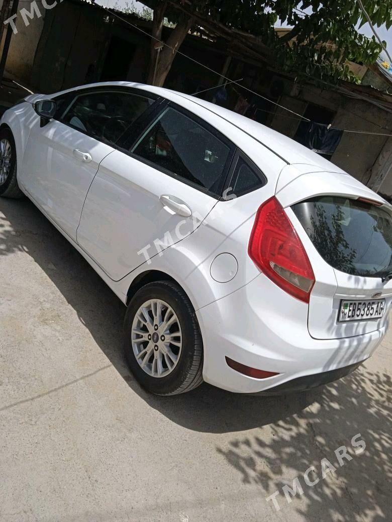 Ford Fiesta 2011 - 105 000 TMT - Ашхабад - img 6