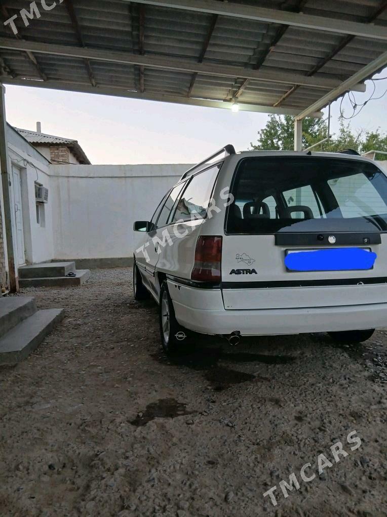 Opel Astra 1993 - 44 000 TMT - Mary - img 5