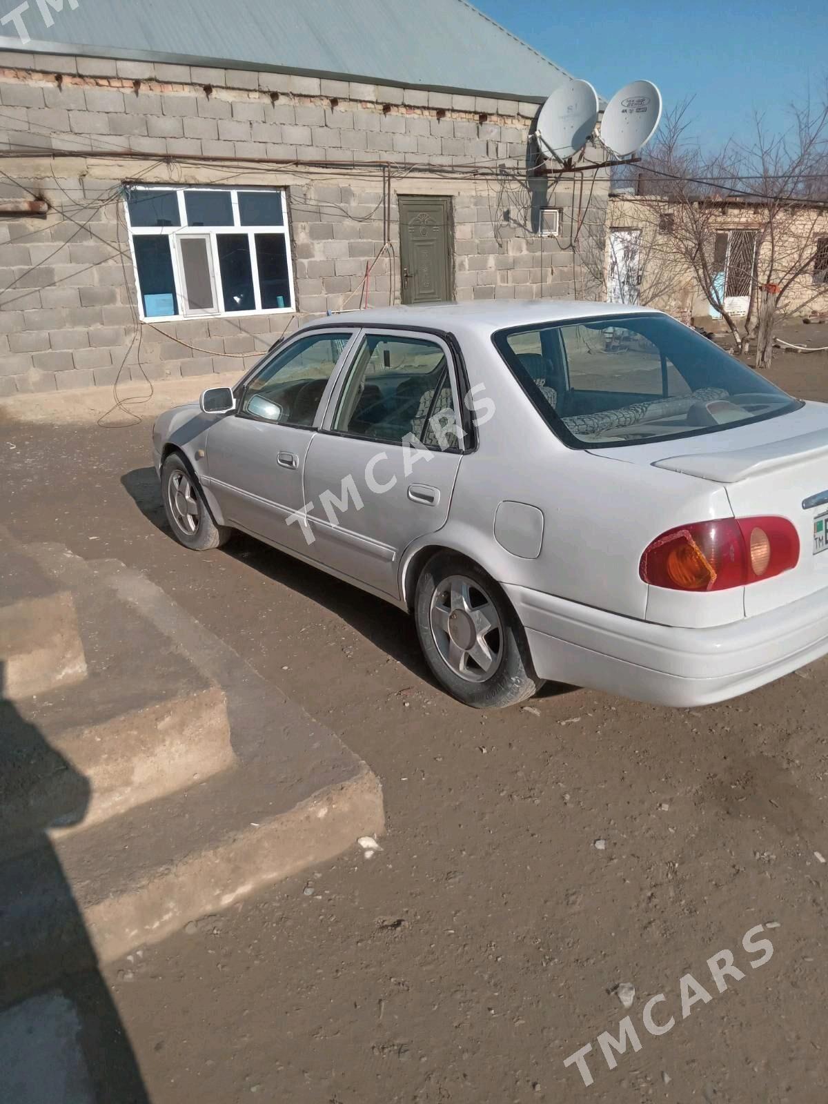 Toyota Corolla 1998 - 40 000 TMT - Бахарден - img 4
