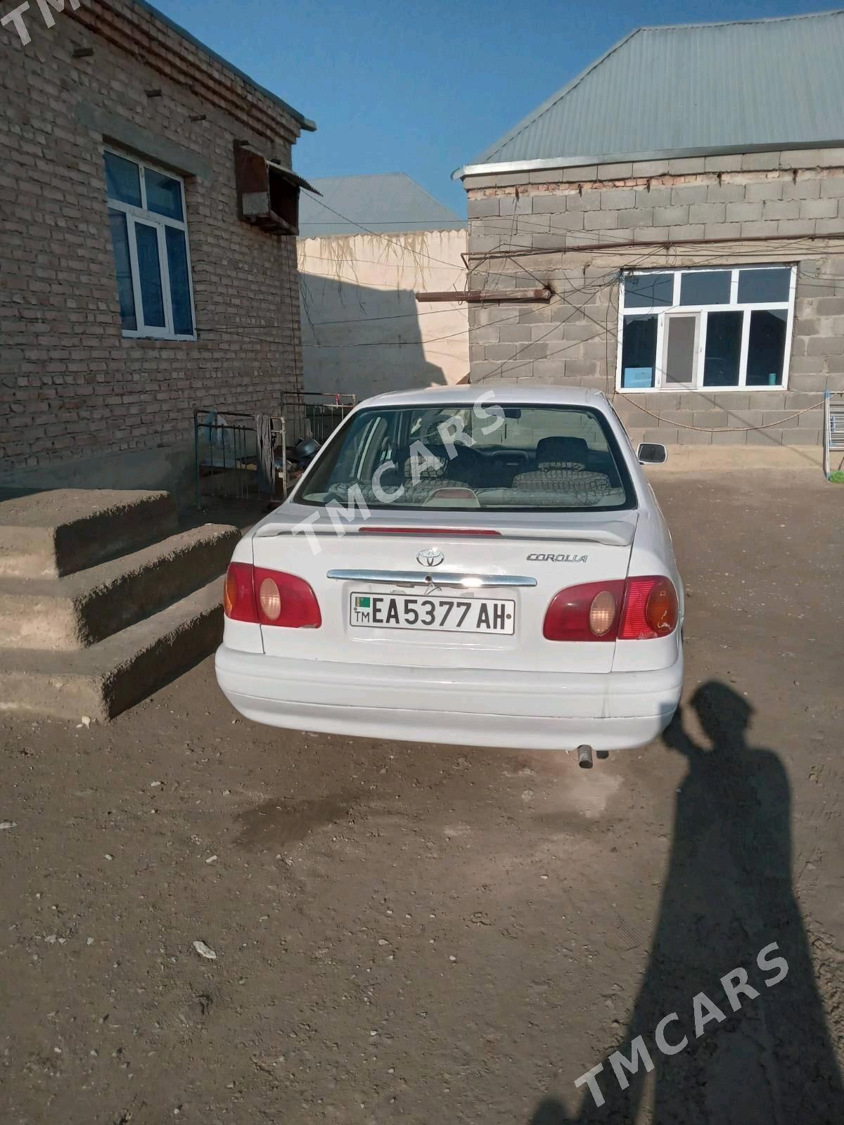 Toyota Corolla 1998 - 40 000 TMT - Бахарден - img 3