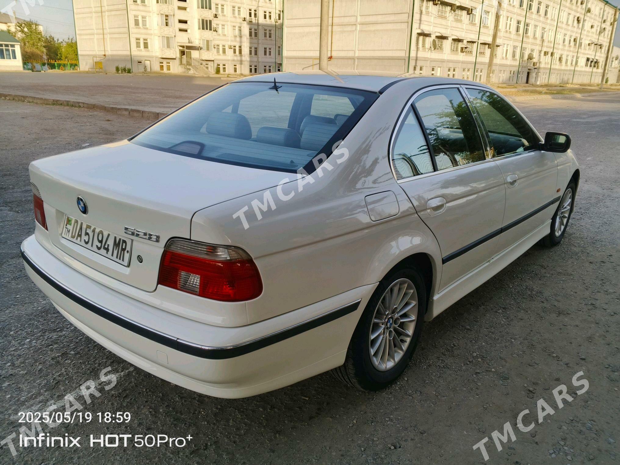 BMW 528 1997 - 80 000 TMT - Mary - img 9