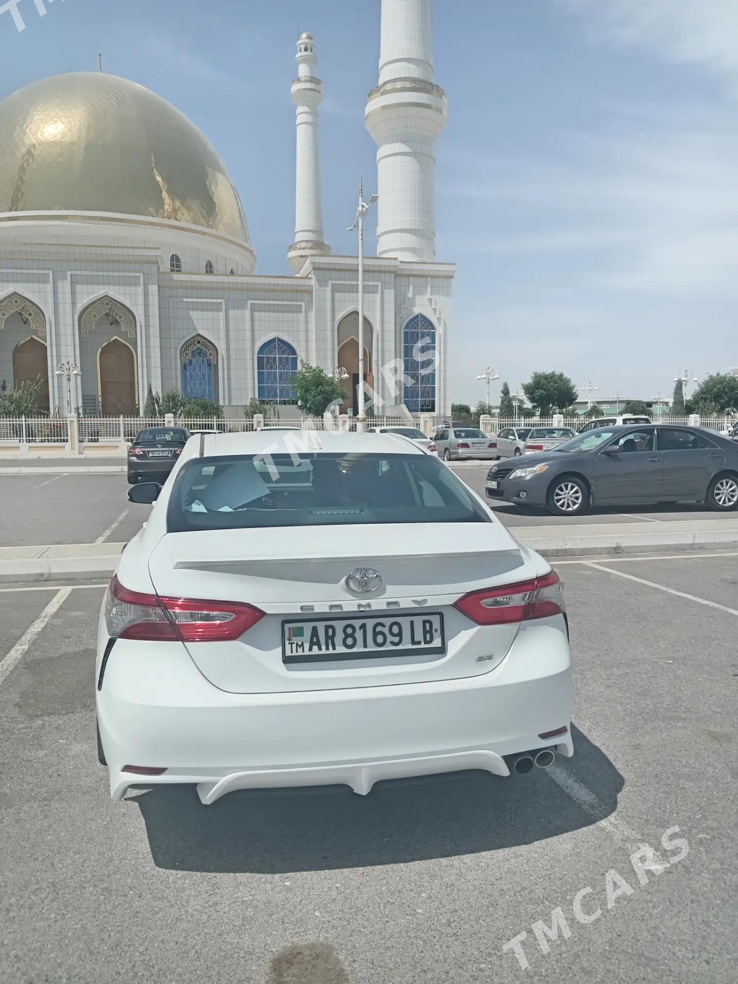 Toyota Camry 2020 - 310 000 TMT - Çärjew - img 4