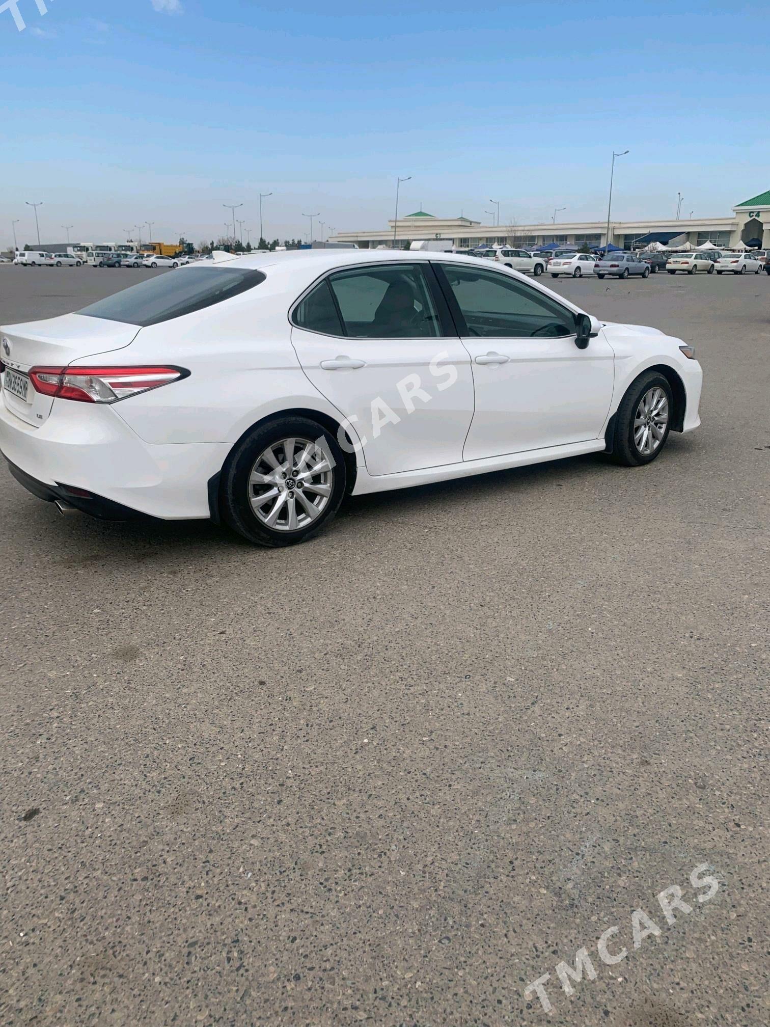 Toyota Camry 2018 - 280 000 TMT - Мары - img 2