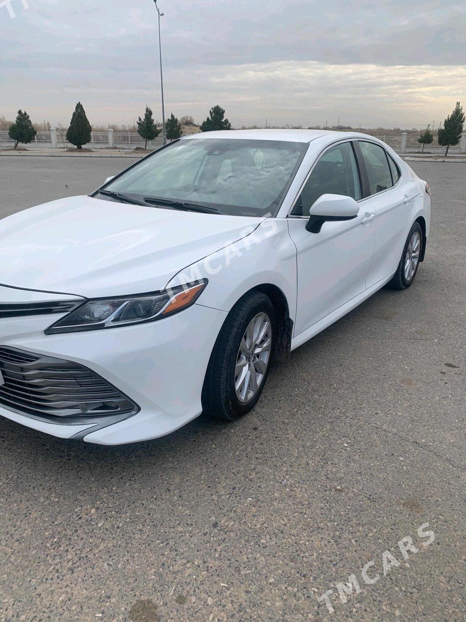 Toyota Camry 2018 - 280 000 TMT - Мары - img 4
