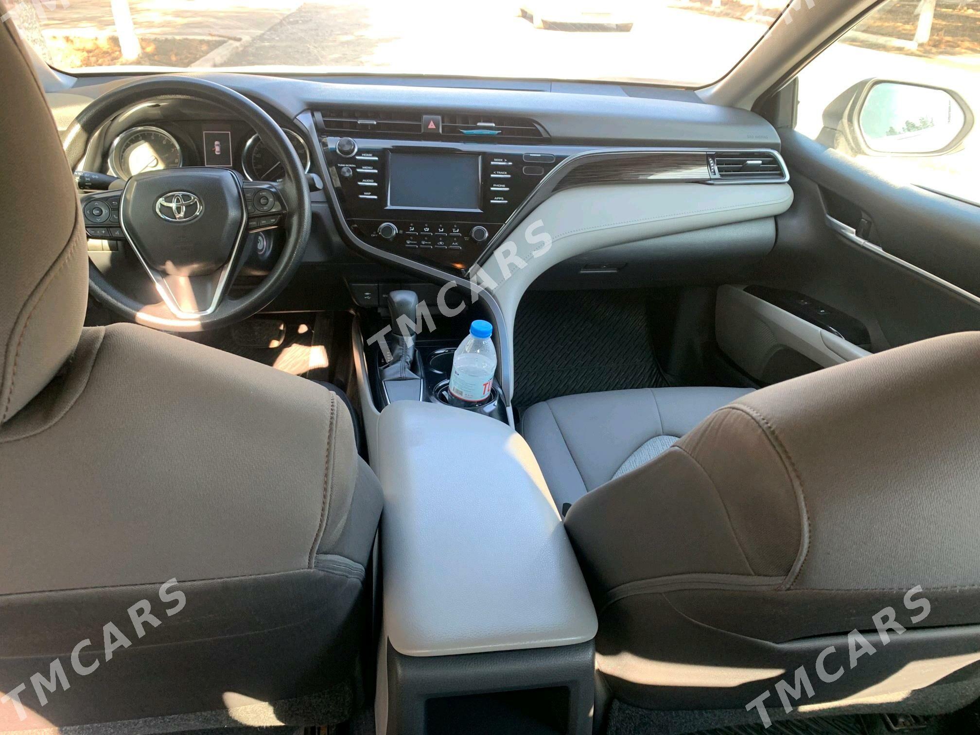 Toyota Camry 2018 - 280 000 TMT - Мары - img 6