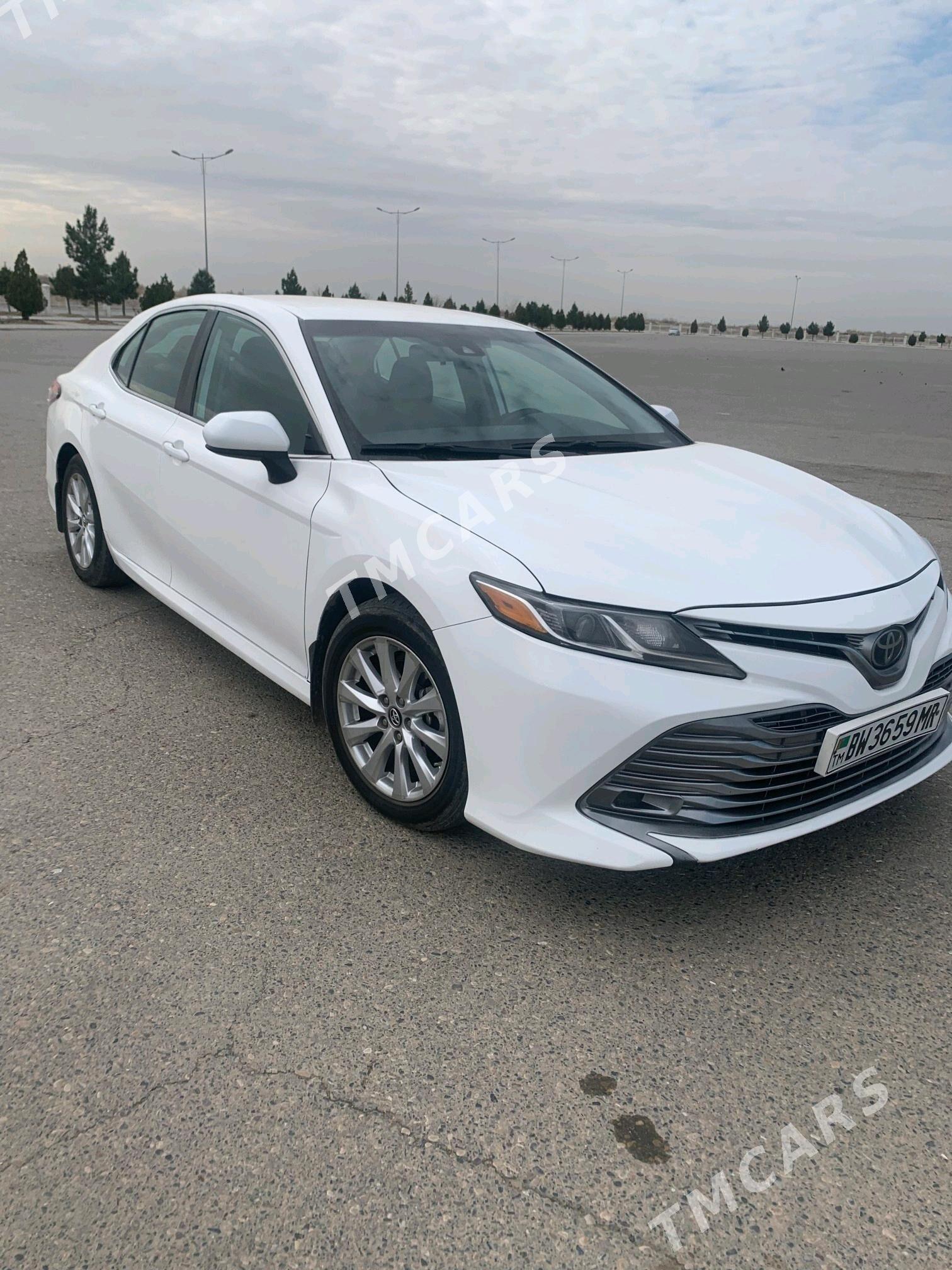 Toyota Camry 2018 - 280 000 TMT - Мары - img 5