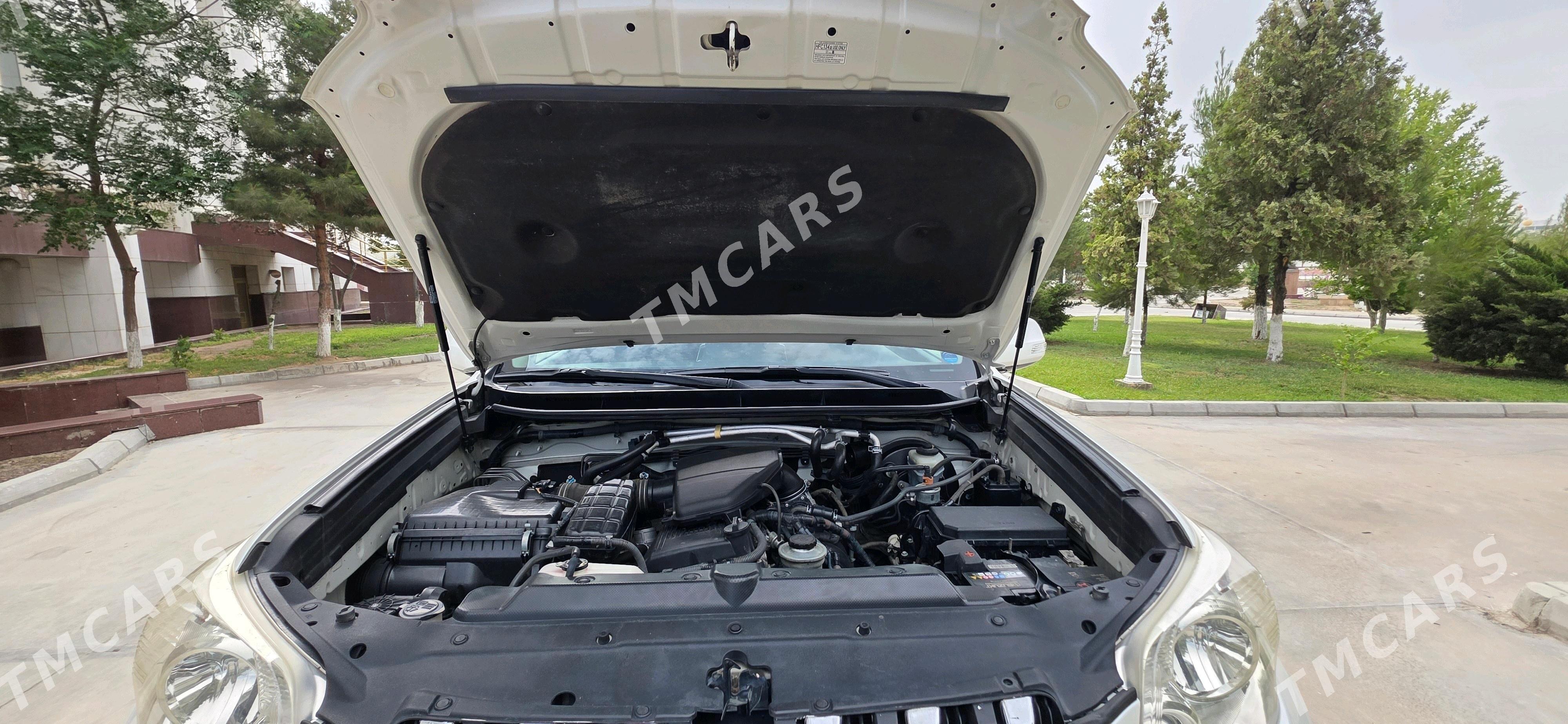 Toyota Land Cruiser Prado 2010 - 460 000 TMT - Türkmenabat - img 8