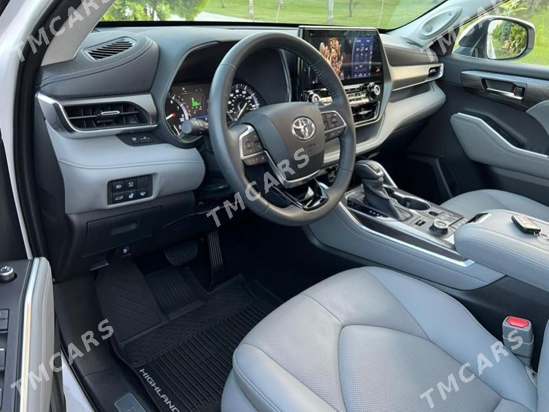 Toyota Highlander 2021 - 670 000 TMT - Aşgabat - img 6
