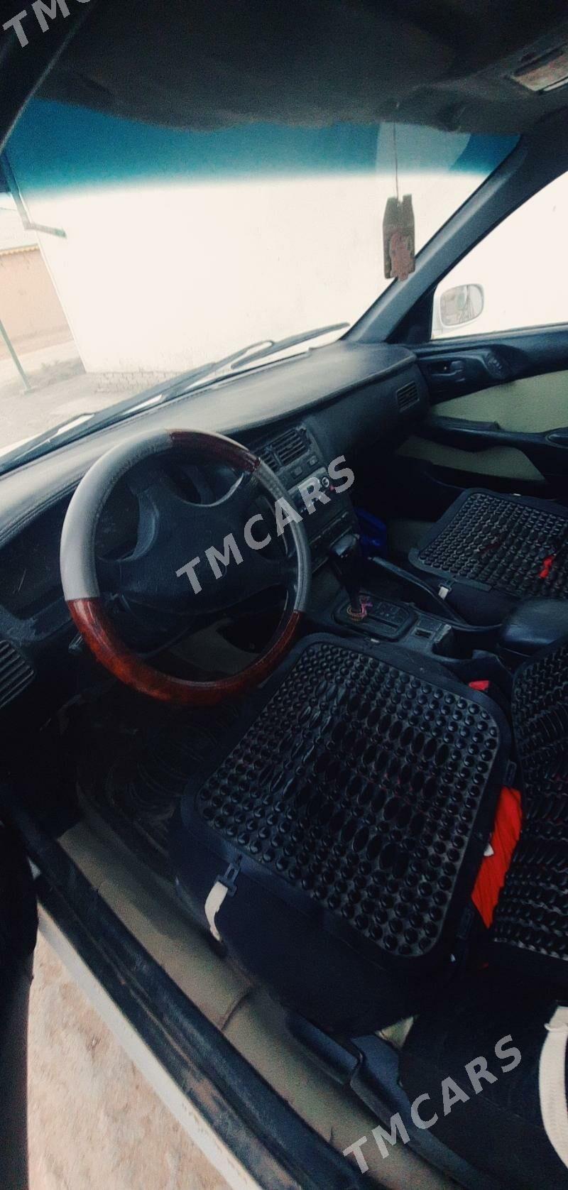 Toyota Corona 1993 - 45 000 TMT - Гурбансолтан Едже - img 4