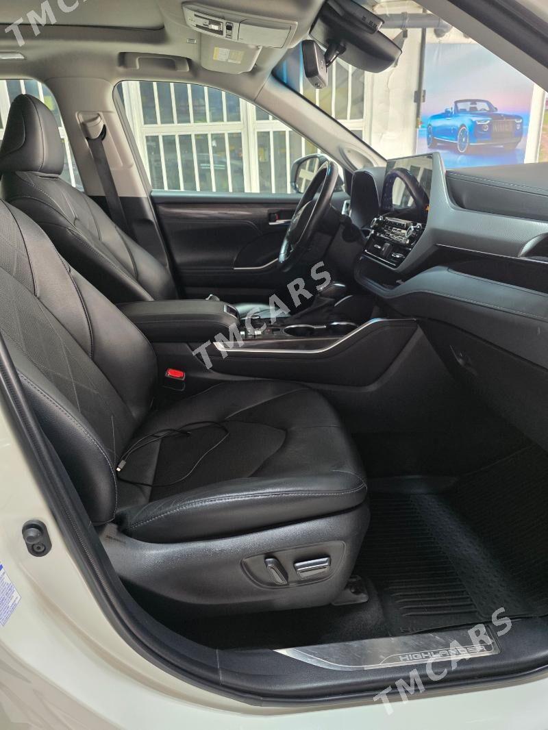 Toyota Highlander 2022 - 682 000 TMT - Ашхабад - img 8