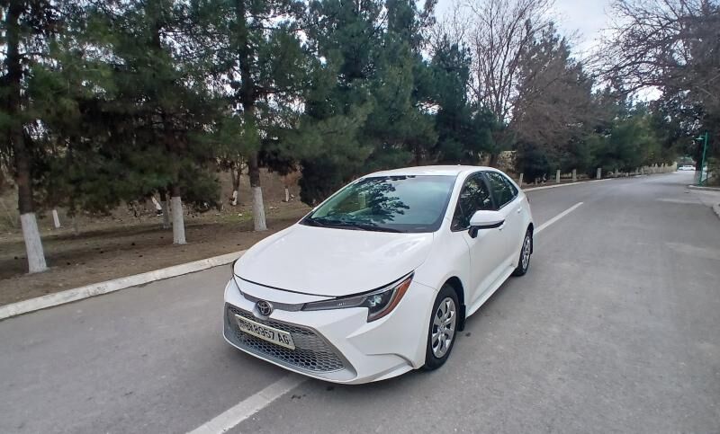Toyota Corolla 2019 - 260 000 TMT - Гёкдепе - img 4