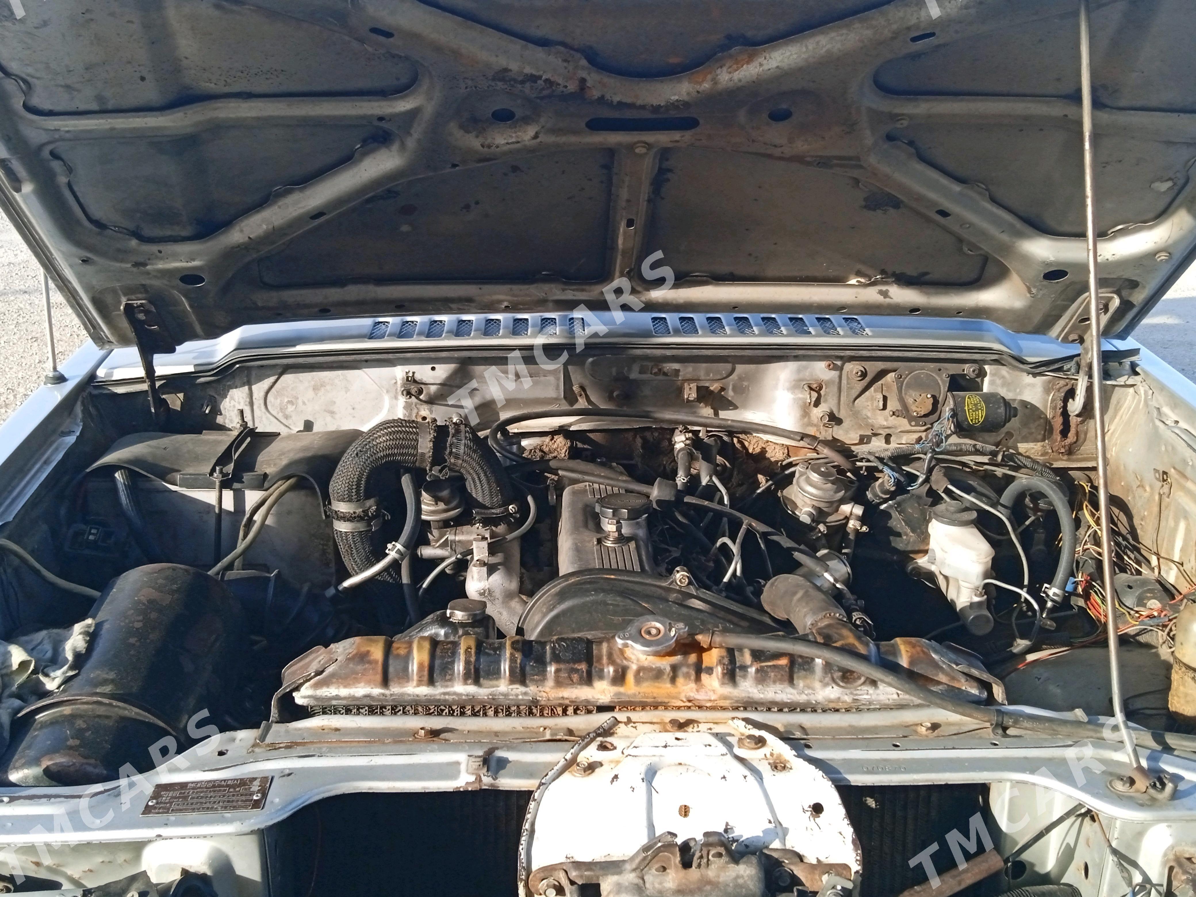 Hyundai Galloper 1993 - 32 000 TMT - Balkanabat - img 4