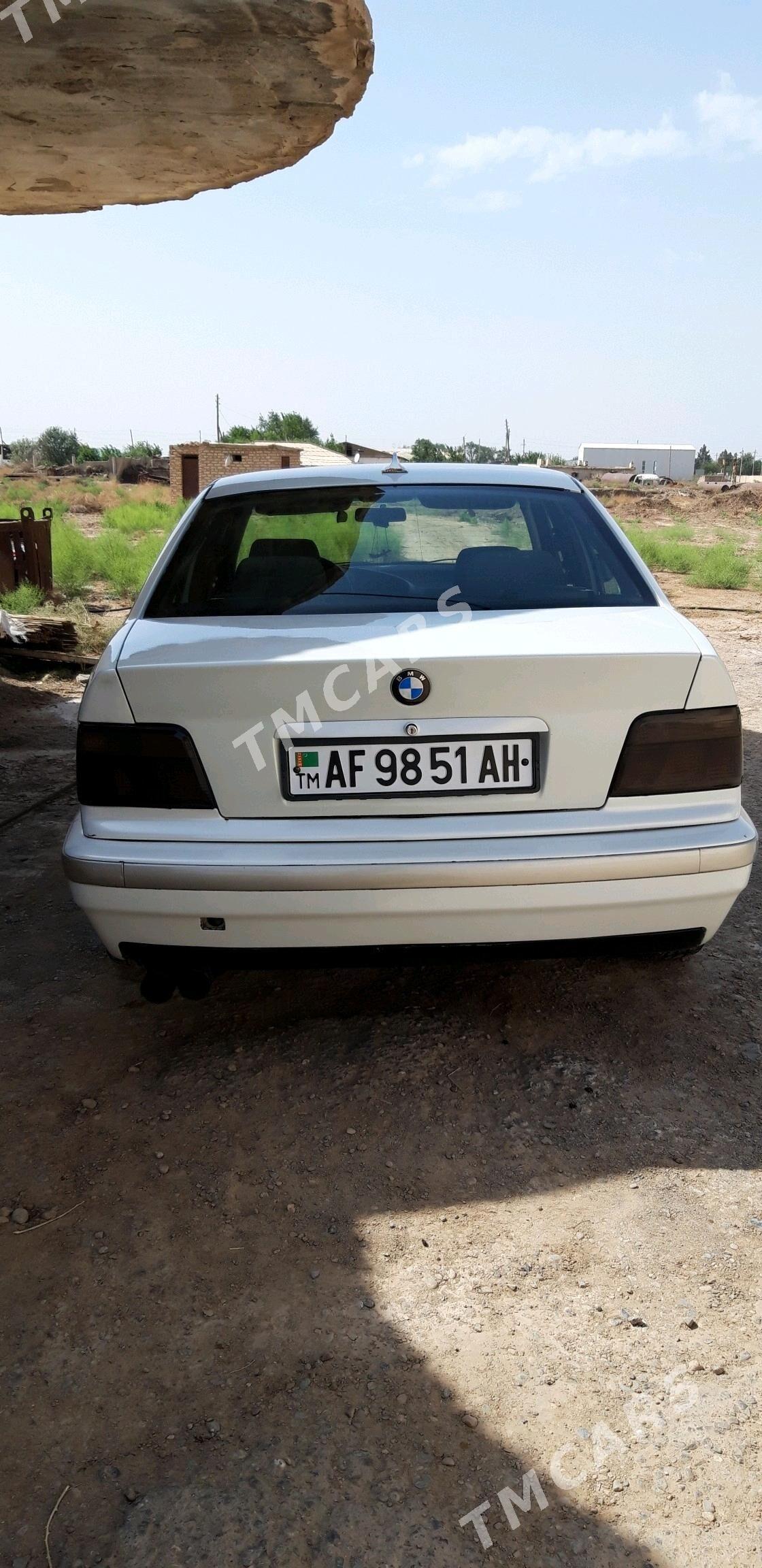 BMW 3 Series 1992 - 50 000 TMT - Tejen - img 5