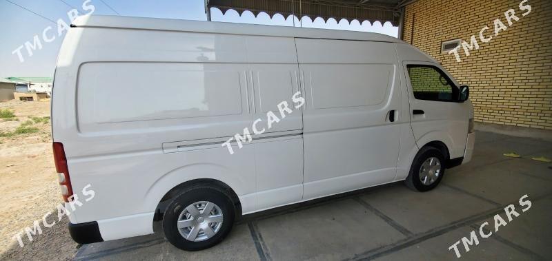 Toyota Hiace 2021 - 400 000 TMT - Мургап - img 3