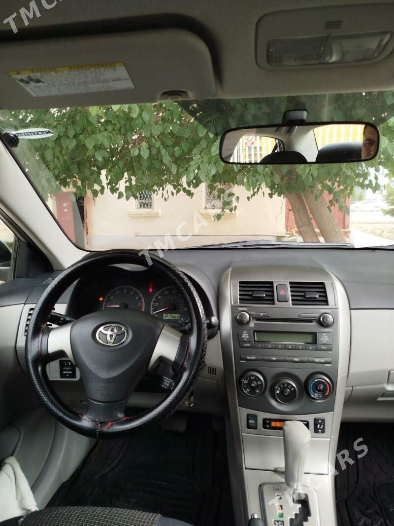 Toyota Corolla 2011 - 175 000 TMT - 30 мкр - img 8