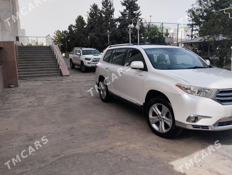 Toyota Highlander 2012 - 315 000 TMT - Ашхабад - img 2