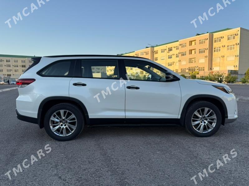 Toyota Highlander 2019 - 400 000 TMT - Мары - img 2
