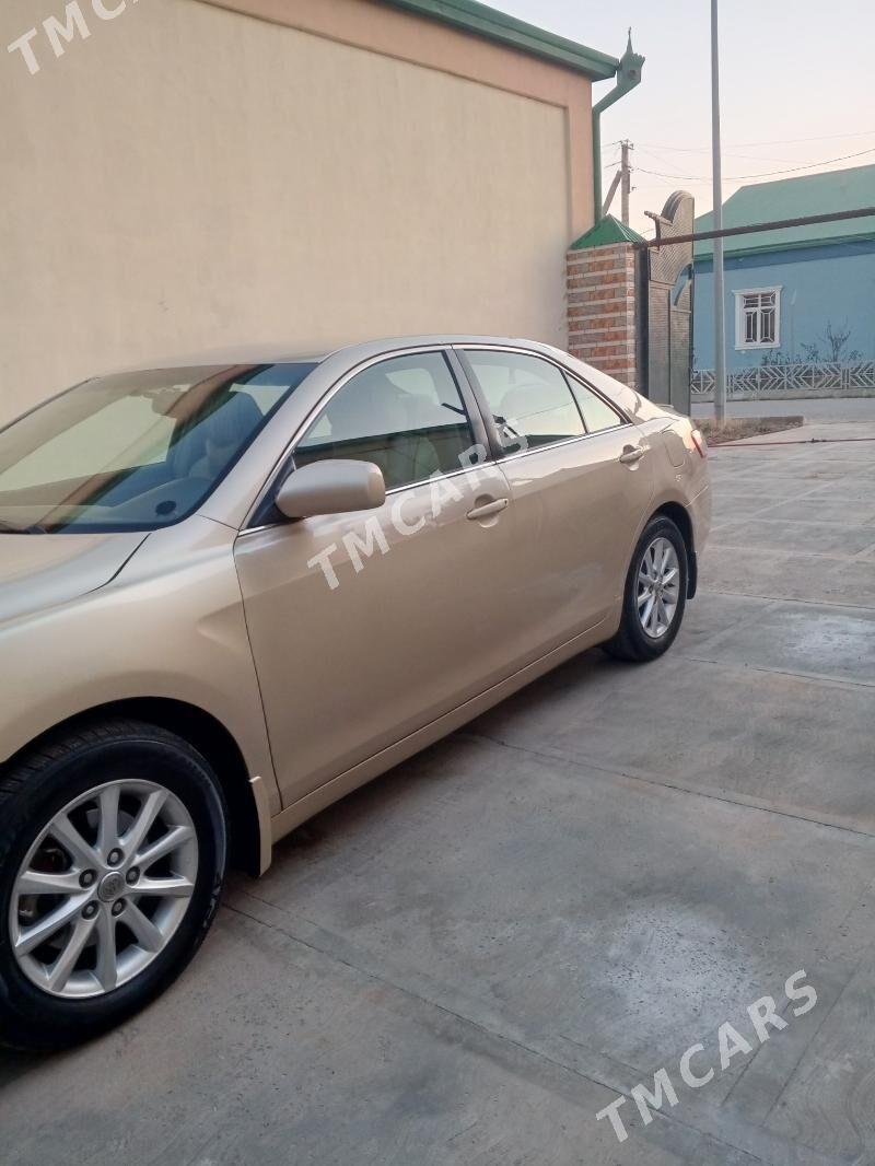 Toyota Camry 2011 - 170 000 TMT - Байрамали - img 4